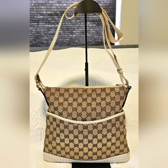 Authentic GUCCI Shoulder Cross Body Messenger Bag GG Canvas Leather Brown - Picture 1 of 15